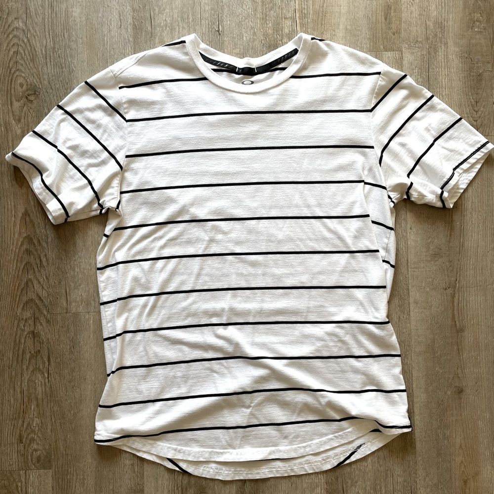 Striped Short Sleeve Oakley Shirt